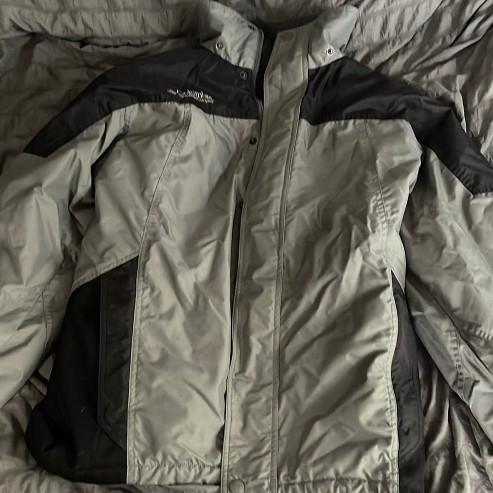 Men’s Columbia jacket